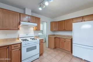 Photo #5: 6628457 Listing 