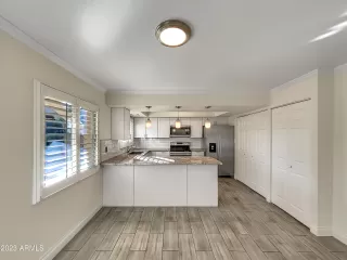 Photo #3: 6628646 Listing 