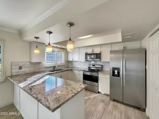 Photo #4: 6628646 Listing 