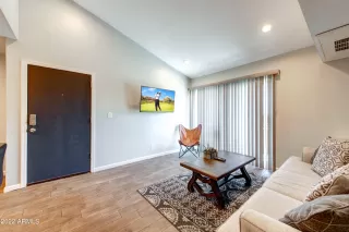 Photo #5: 6628765 Listing 