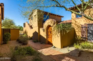 Photo #1: 6628840 Listing 
