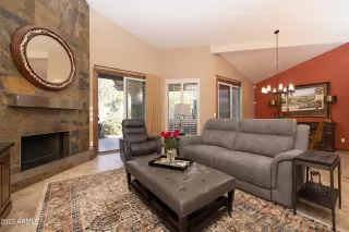 Photo #3: 6628875 Listing 