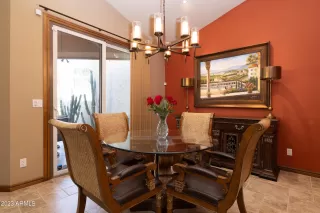 Photo #5: 6628875 Listing 