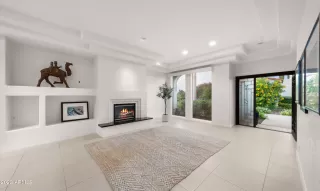 Photo #3: 6628878 Listing