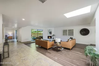 Photo #6: 6628922 Listing 