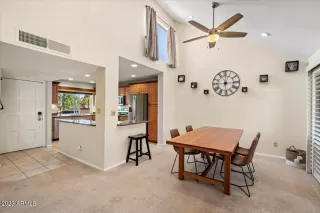 Photo #5: 6628976 Listing 