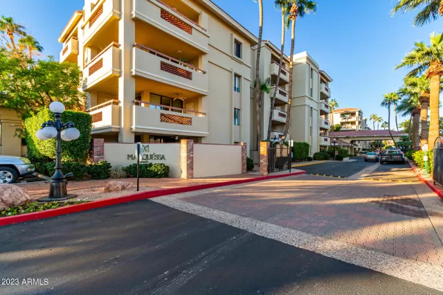 MLS: 6628992 Condo For Sale