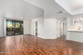 Photo #3: 6628992 Listing 