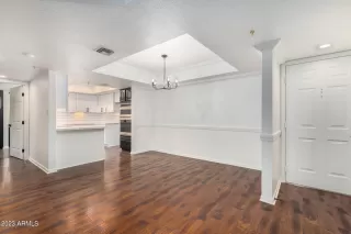 Photo #6: 6628992 Listing 