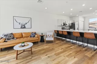 Photo #1: 6629041 Listing