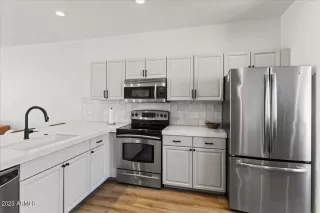 Photo #4: 6629041 Listing