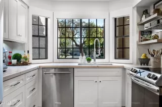 Photo #4: 6629072 Listing