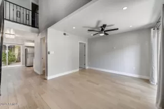 Photo #4: 6629077 Listing