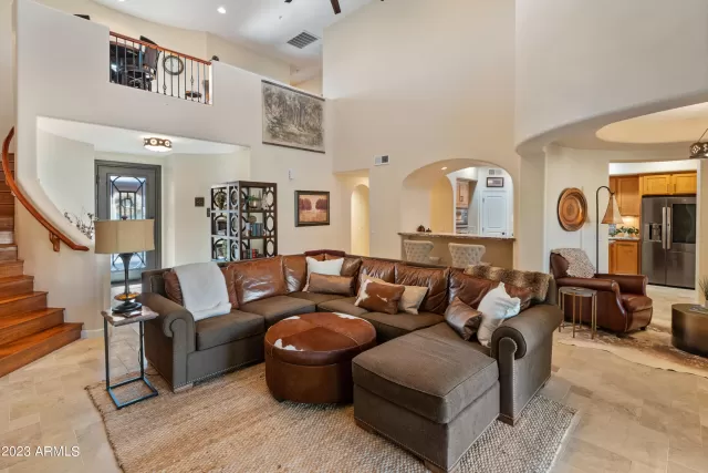 MLS: 6629173 Condo For Sale