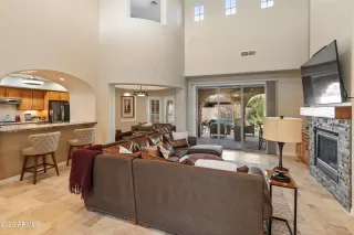 Photo #6: 6629173 Listing 