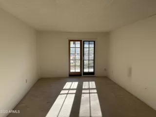 Photo #5: 6629277 Listing 