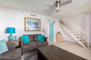 Photo #4: 6629394 Listing 