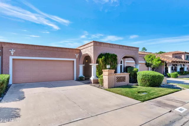 MLS: 6629690 Condo For Sale