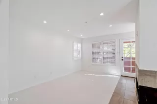 Photo #6: 6629739 Listing