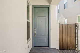 Photo #3: 6629772 Listing