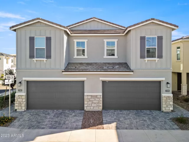 MLS: 6629774 Condo For Sale