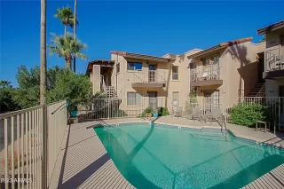 Photo #2: 6629798 Listing 