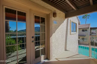 Photo #6: 6629798 Listing 