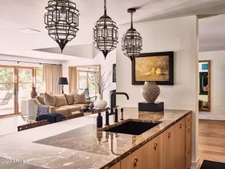 Photo #5: 6630162 Listing