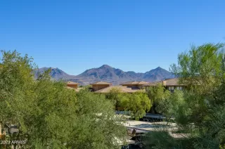 Photo #5: 6630331 Listing