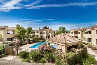 Photo #3: 6630444 Listing