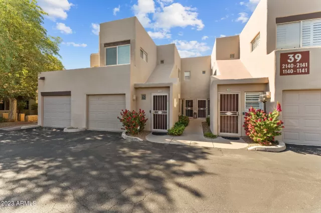 MLS: 6630696 Condo For Sale