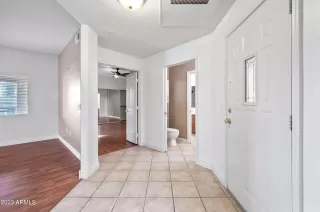 Photo #4: 6630758 Listing