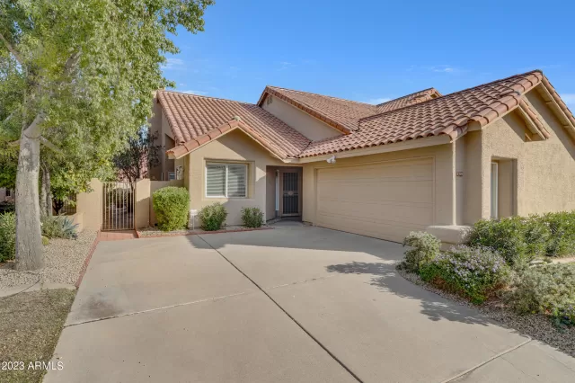 MLS: 6630896 Condo For Sale