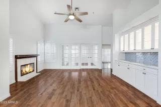 Photo #3: 6630896 Listing 