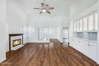 Photo #4: 6630896 Listing 