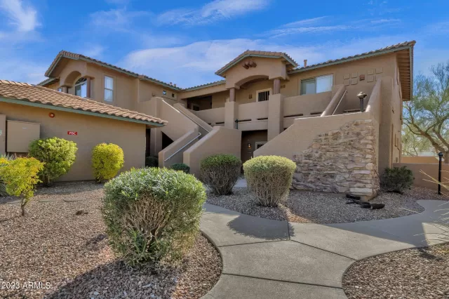 MLS: 6631029 Condo For Sale