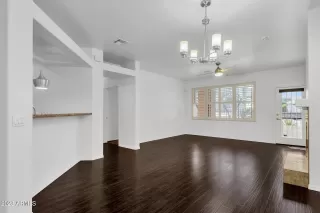 Photo #2: 6631029 Listing 