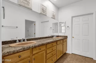 Photo #4: 6631029 Listing 