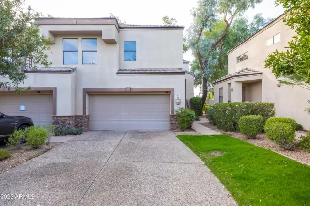 MLS: 6631510 Condo For Sale