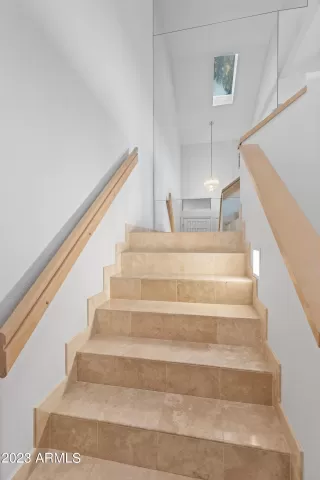 Photo #4: 6631510 Listing