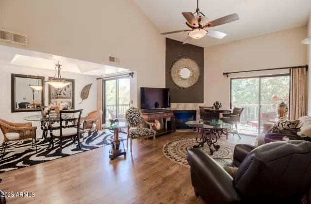MLS: 6631526 Condo For Sale