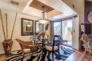 Photo #3: 6631526 Listing