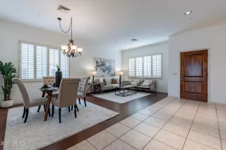 Photo #2: 6631564 Listing 