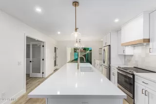 Photo #6: 6631575 Listing