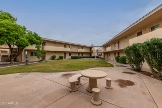 Photo #2: 6631977 Listing