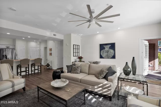 MLS: 6632121 Condo For Sale