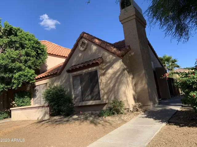 MLS: 6632157 Condo For Sale