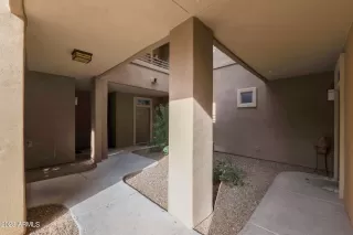 Photo #4: 6632162 Listing