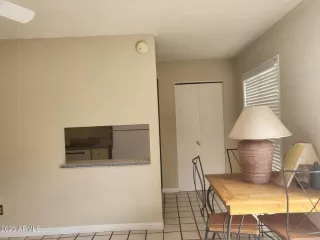 Photo #5: 6632450 Listing