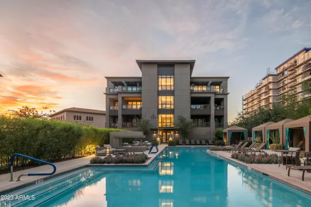 MLS: 6632552 Condo For Sale